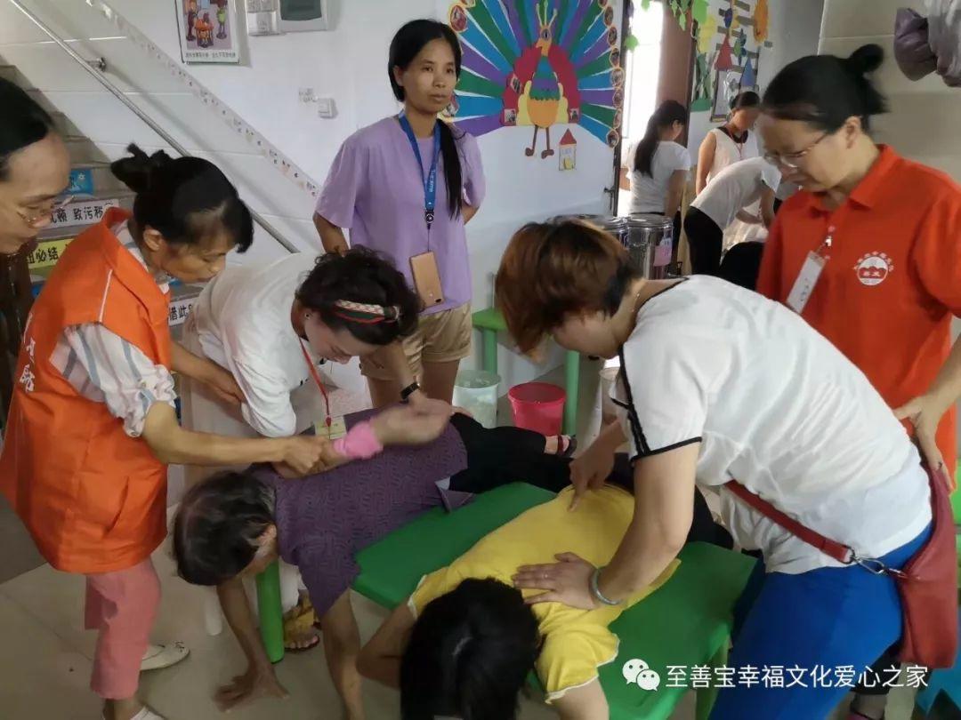 合浦养正国学幼儿园《原始点与传统文化》公益研习班第一期圆满结束 合浦养正国学幼儿园《原始点与传统文化》公益研习班第一期圆满结束