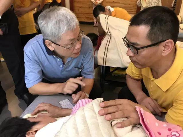 视频+图文丨张钊汉医师莅临佛山原始点公益中心指导工作(佛山平台图文版) 视频+图文丨张钊汉医师莅临佛山原始点公益中心指导工作(佛山平台图文版)