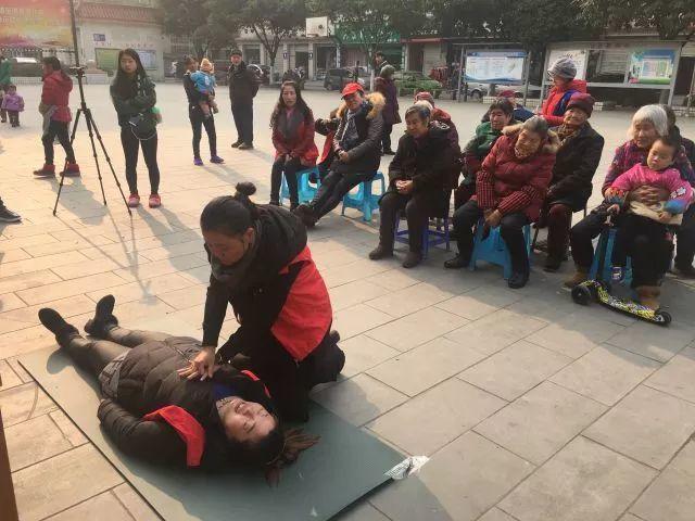 【鹃城社工-喜安站点】喜安社区志愿者队伍急救知识培训活动