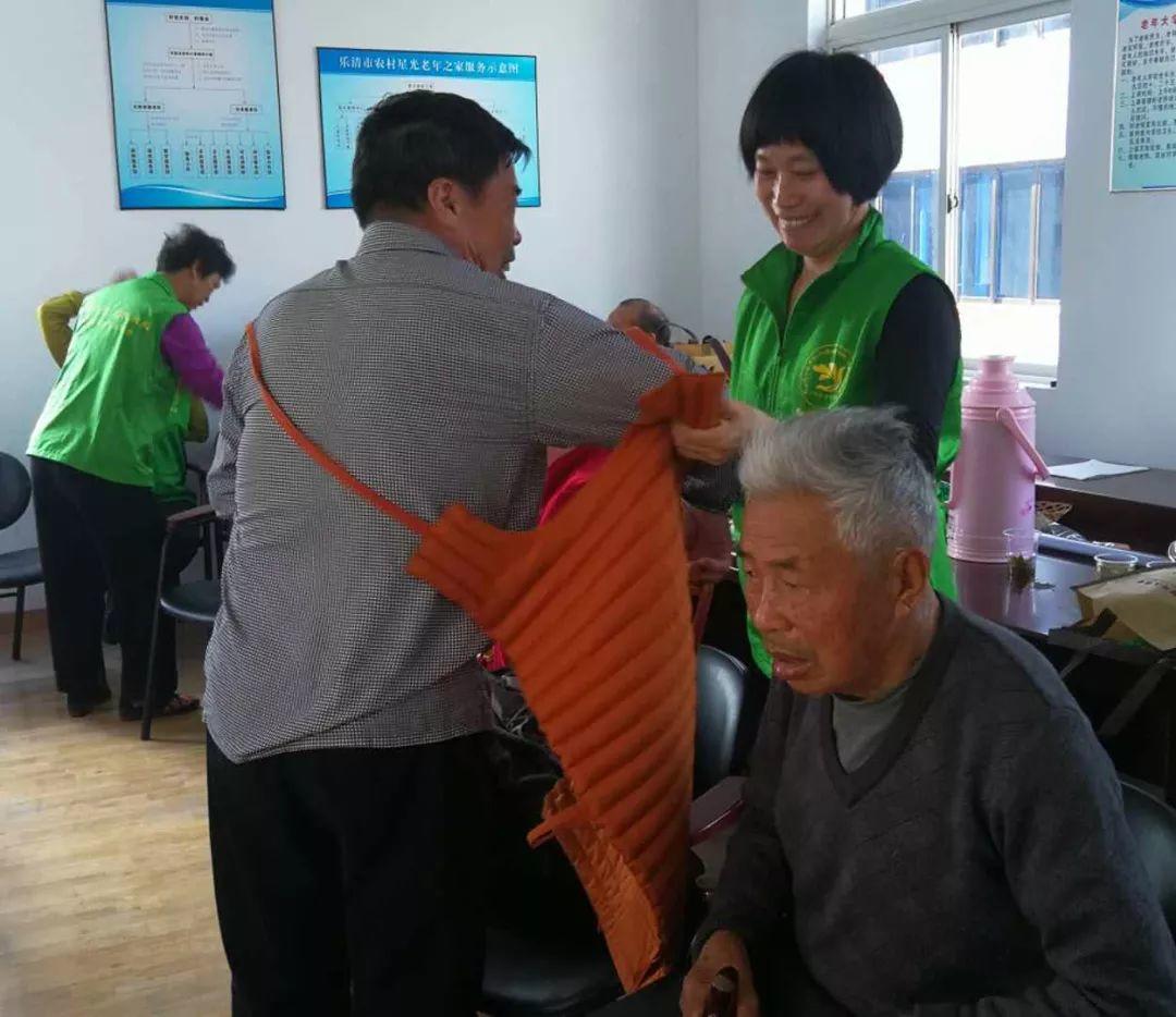 4月份,和谐.原始点志愿者进农村、进社区服务近千人次 4月份,和谐.原始点志愿者进农村、进社区服务近千人次