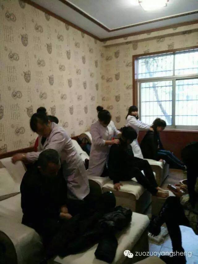 原始点疗法走进医院、原始点疗法走进学校…… 原始点疗法走进医院、原始点疗法走进学校……