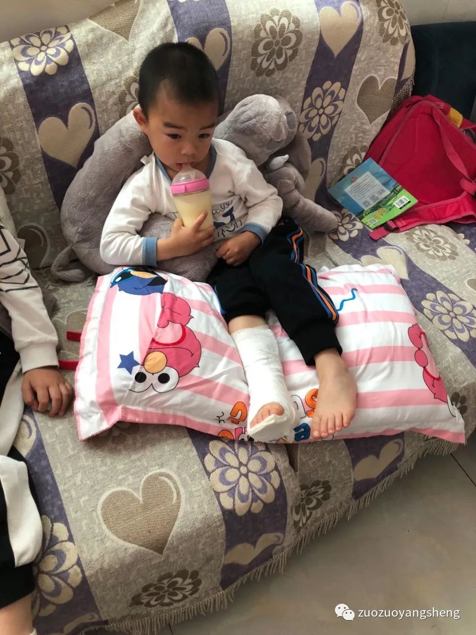 案例分享:原始点调理3岁小孩右腿骨折案例 案例分享:原始点调理3岁小孩右腿骨折案例