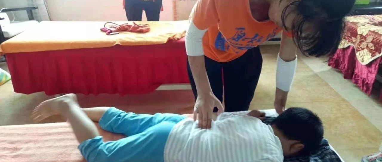 小孩出风团-原始点全球同学网
