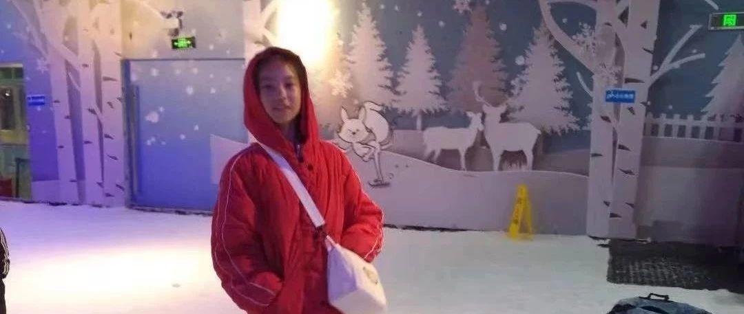 跆拳道女孩脚扭伤-原始点全球同学网