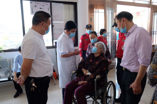 情暖新居民： 乐清市开展送医送药关爱新居民活动