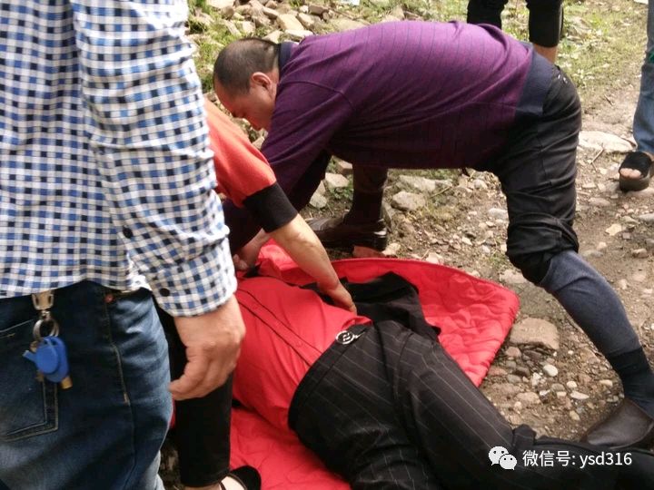 原始点案例——女士开车落水急救案例！