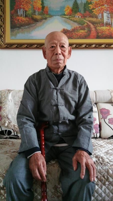 82岁老人车祸康复案例-硬膜撕裂伤、硬膜下水肿，双侧胸腔积液，坠积性肺炎，耻骨联合骨折，全身多处血肿、软组织损伤，低蛋白及贫血。