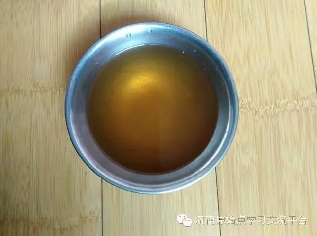 孝顺儿媳用原始点帮91岁肠梗阻病危公公恢复健康!现在的社会有几人能做到? 孝顺儿媳用原始点帮91岁肠梗阻病危公公恢复健康!现在的社会有几人能做到?