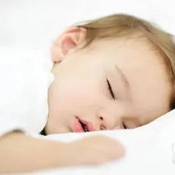微问答19期：孩子尿频，一晚上了十几次厕所-原始点全球同学网