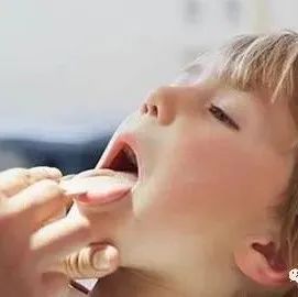 微问答91期：不想频繁给孩子用药，推拿可以调理孩子扁桃体二度肿大的问题吗？-原始点全球同学网