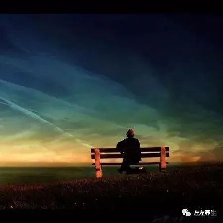 案例分享：大学教授用原始点急救上课期间突发癫痫的学生-原始点全球同学网
