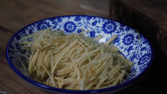 四季调料(二):生姜,早上三片姜,赛过喝参汤 四季调料(二):生姜,早上三片姜,赛过喝参汤